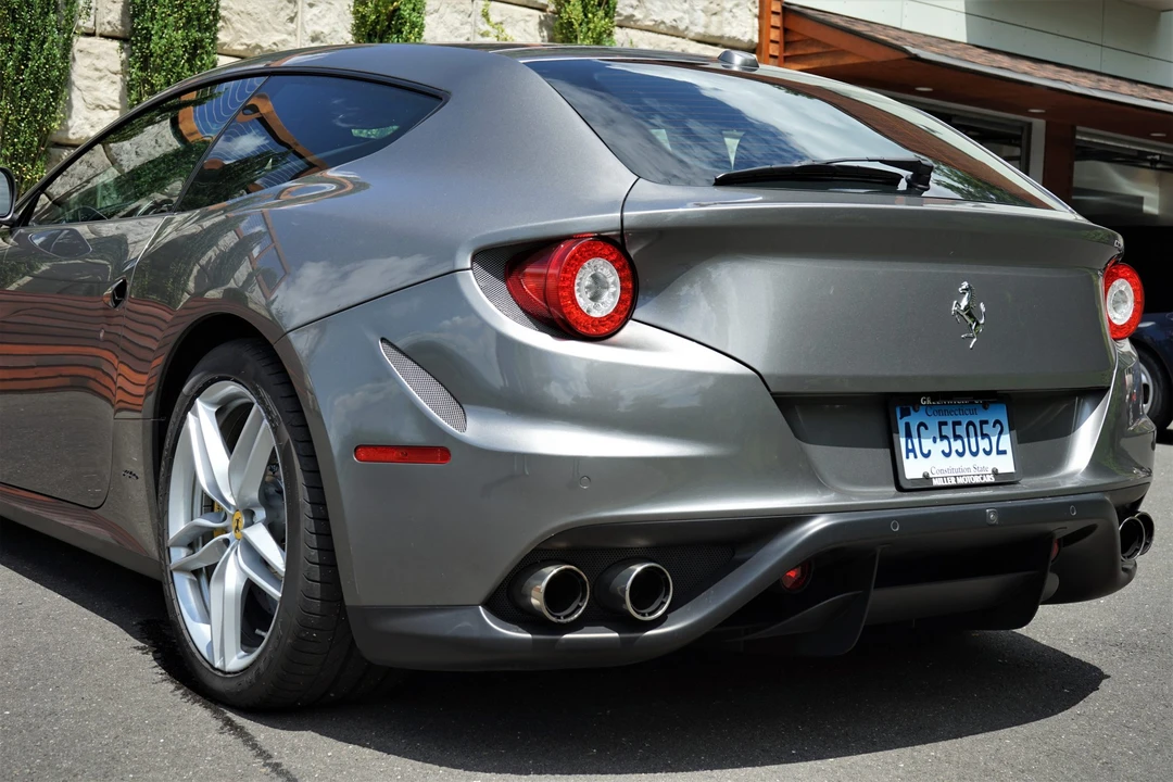 2013 Ferrari FF - Image 25 of 31