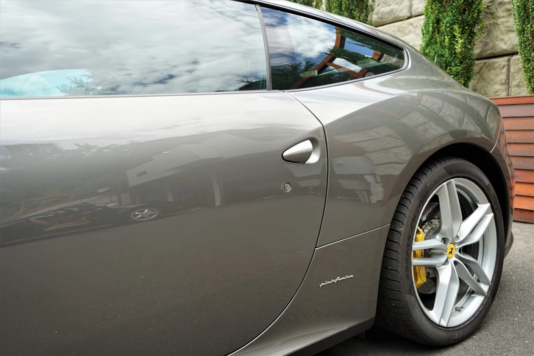 2013 Ferrari FF - Image 22 of 31