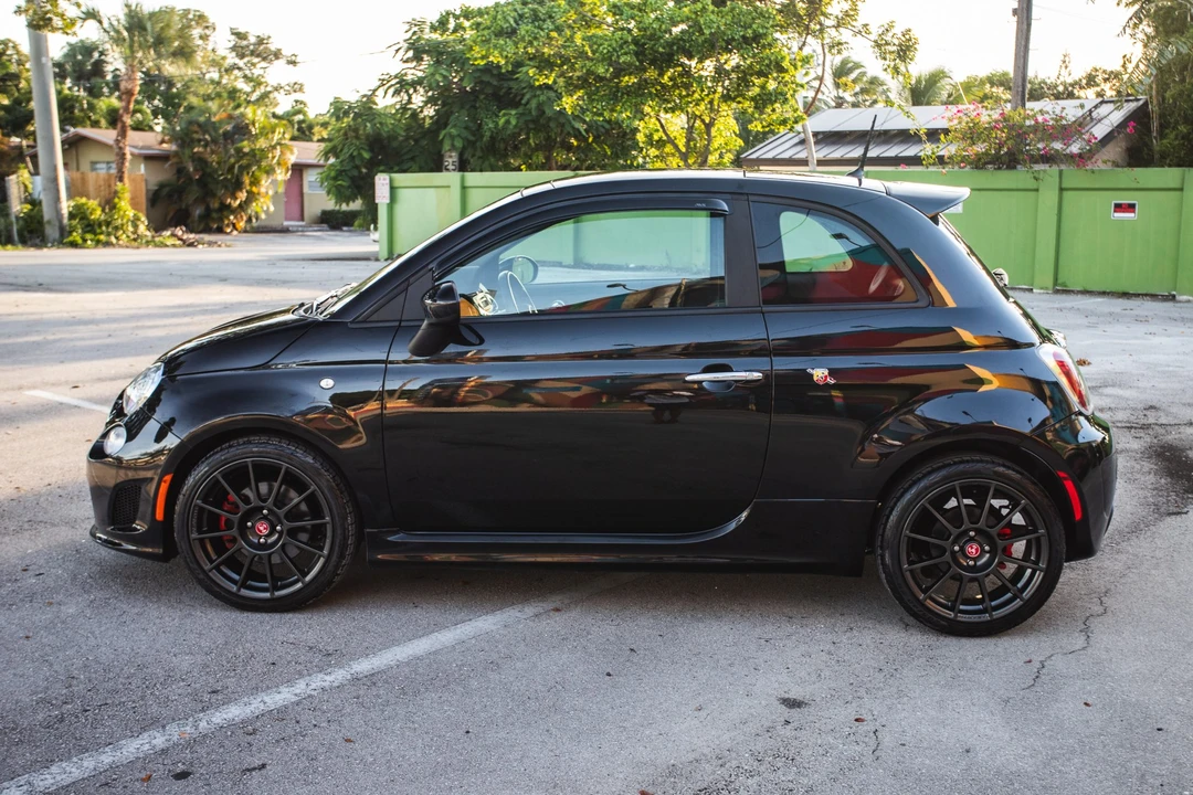 2013 Fiat Abarth 500 - Image 9 of 31