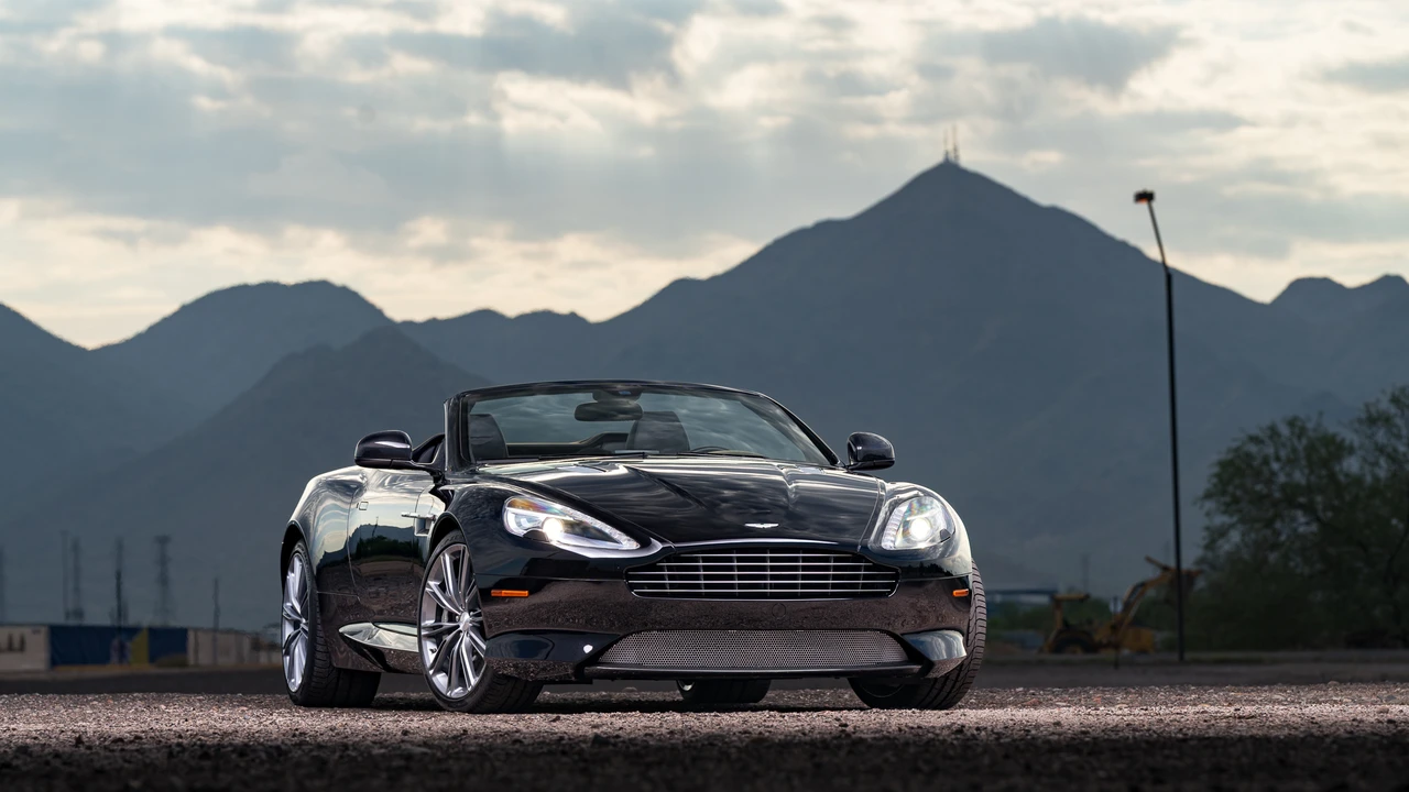 2014 Aston Martin DB9 - Image 10 of 31