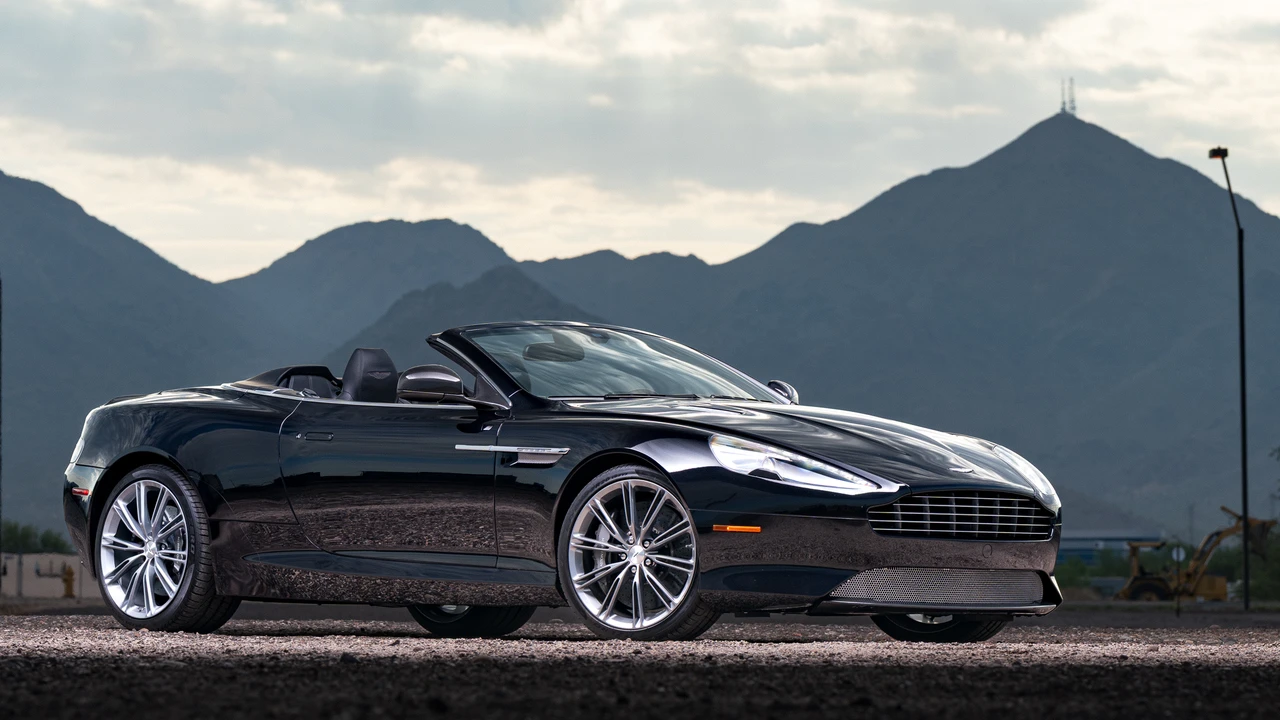 2014 Aston Martin DB9 - Image 3 of 31