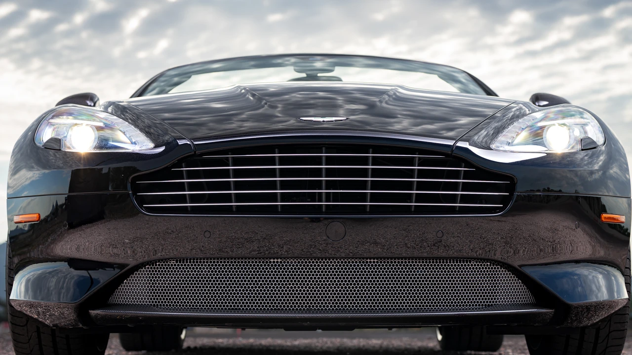 2014 Aston Martin DB9 - Image 30 of 31