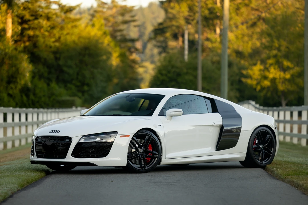 2014 Audi 42 R8 - Image 19 of 31