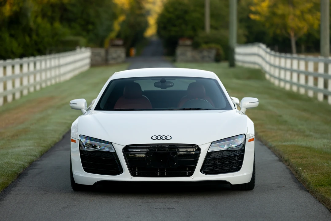 2014 Audi 42 R8 - Image 22 of 31