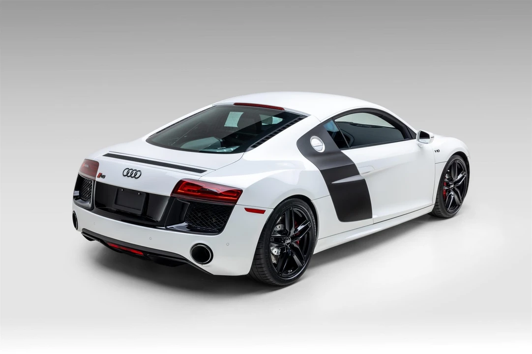 2014 Audi 42 R8 - Image 12 of 31