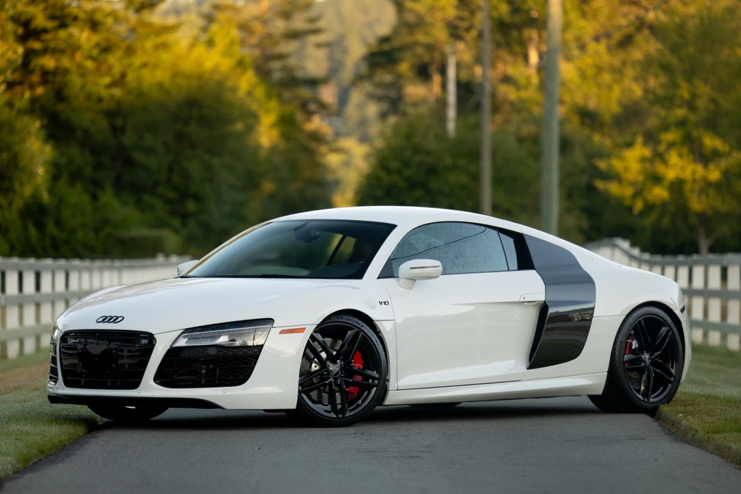 2014 Audi 42 R8 - Image 20 of 31