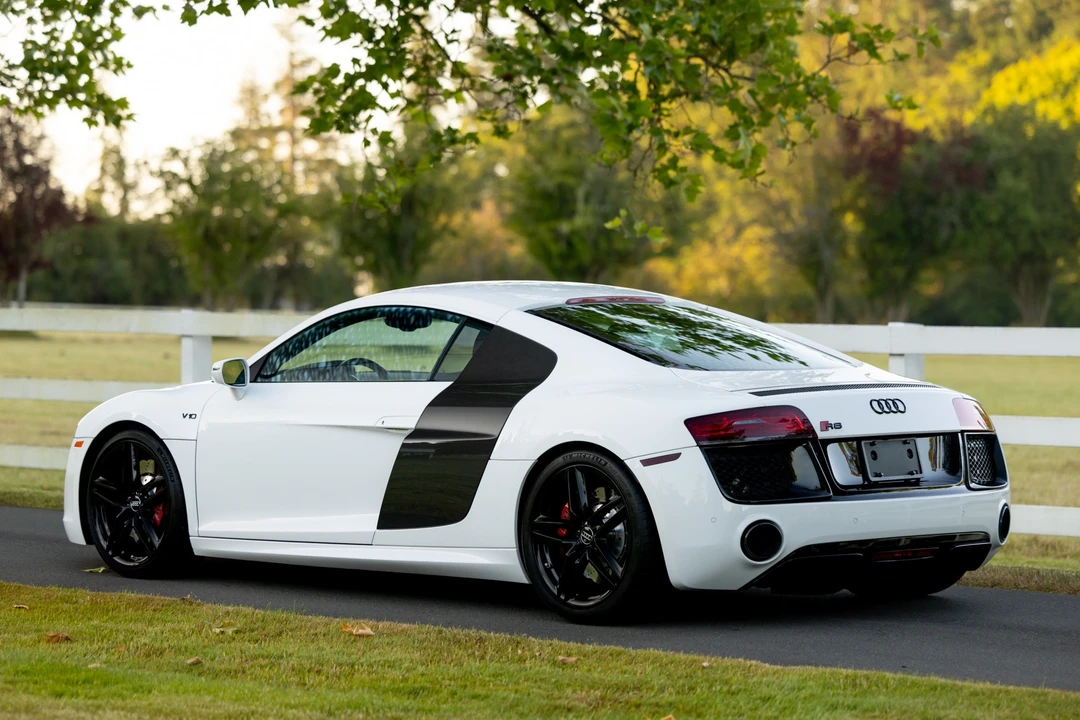 2014 Audi 42 R8 - Image 30 of 31