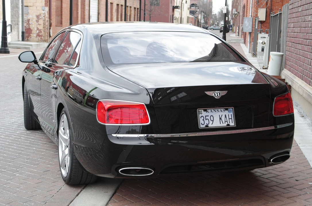 2014 Bentley Continental Flying Spur - Image 18 of 31