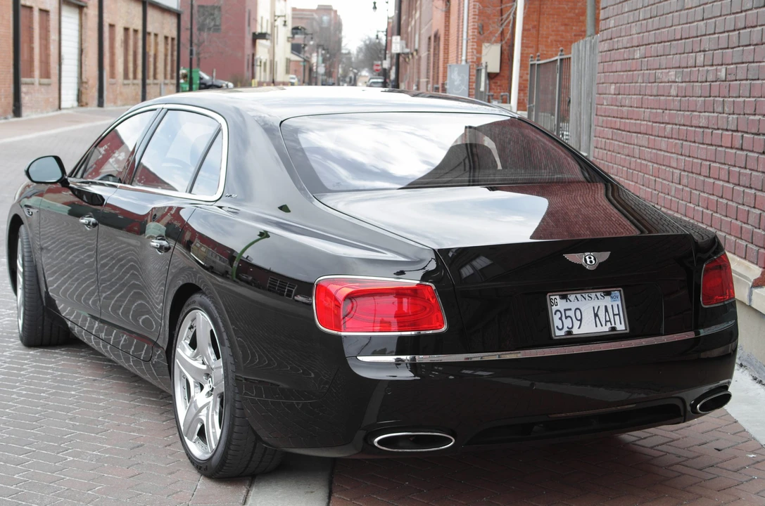2014 Bentley Continental Flying Spur - Image 17 of 31