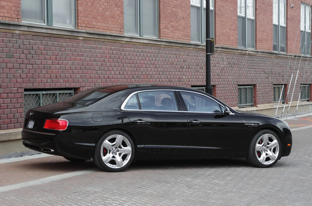 2014 Bentley Continental Flying Spur - Image 23 of 31