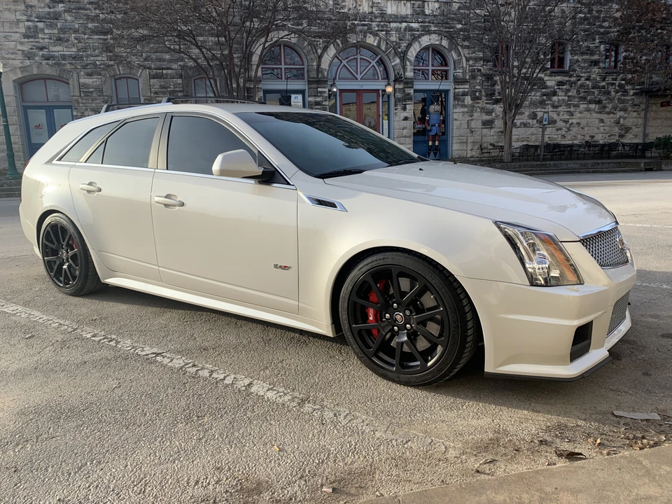 2014 Cadillac CTS-V 2nd Gen - Image 3 of 31