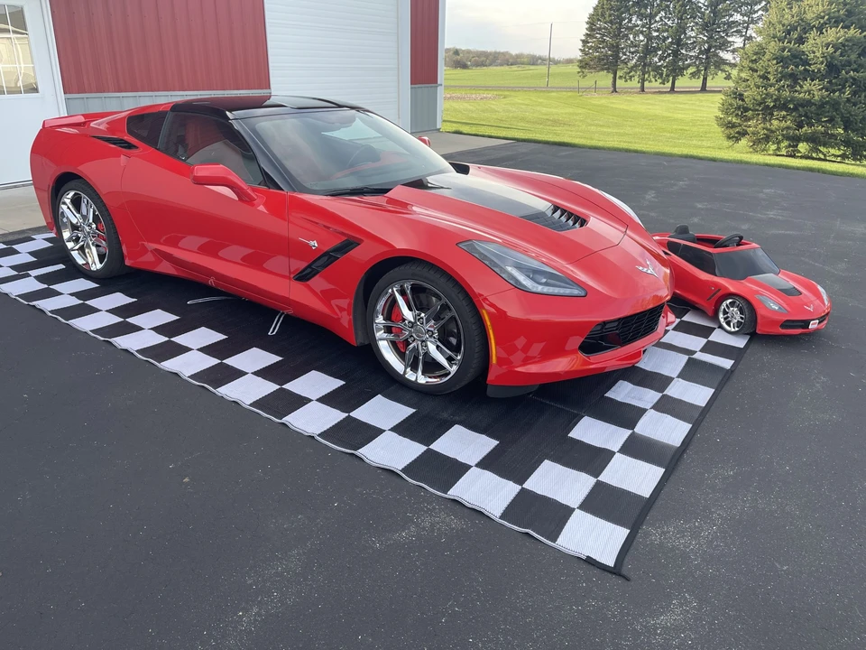 2014 Chevrolet Corvette C7 - Image 2 of 31