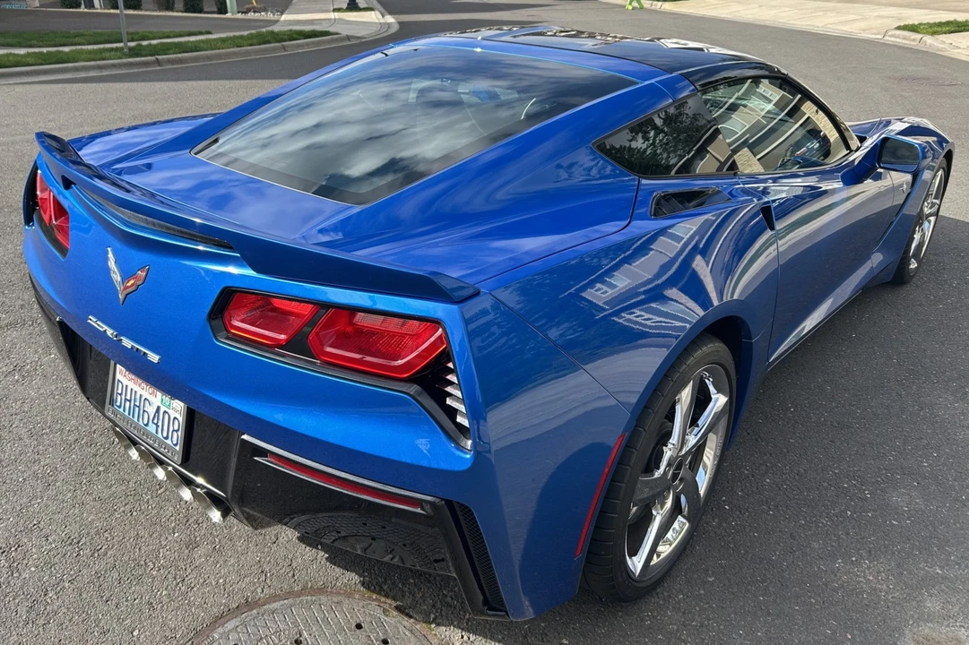 2014 Chevrolet Corvette C7 - Image 2 of 9