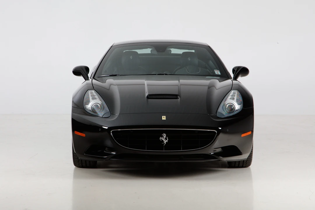 2014 Ferrari California - Image 9 of 31