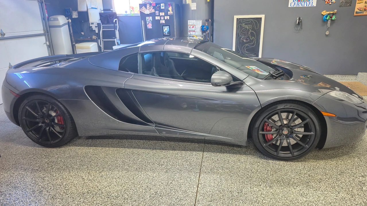 2014 McLaren MP4-12C Spider - Image 10 of 31