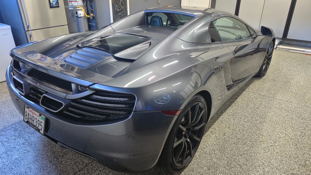 2014 McLaren MP4-12C Spider - Image 11 of 31