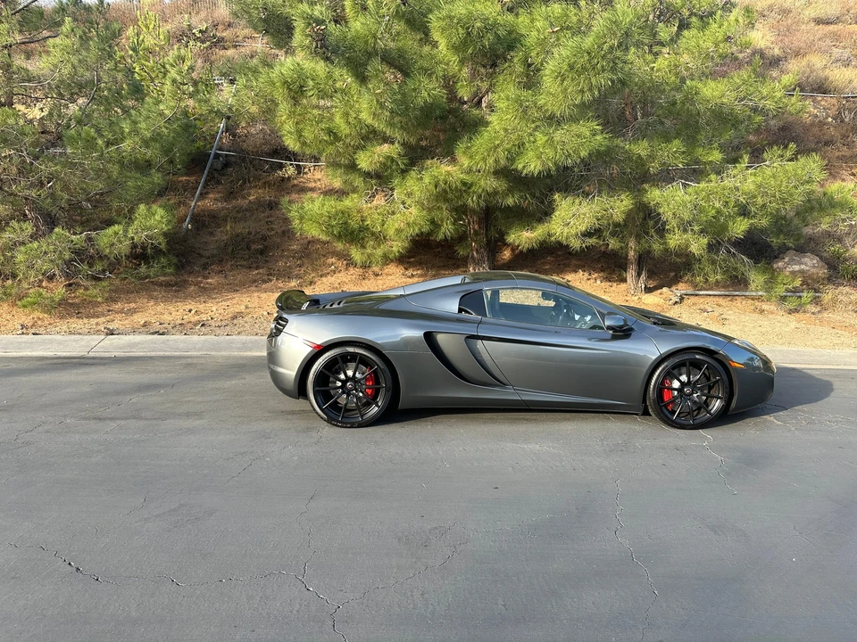 2014 McLaren MP4-12C Spider - Image 4 of 31