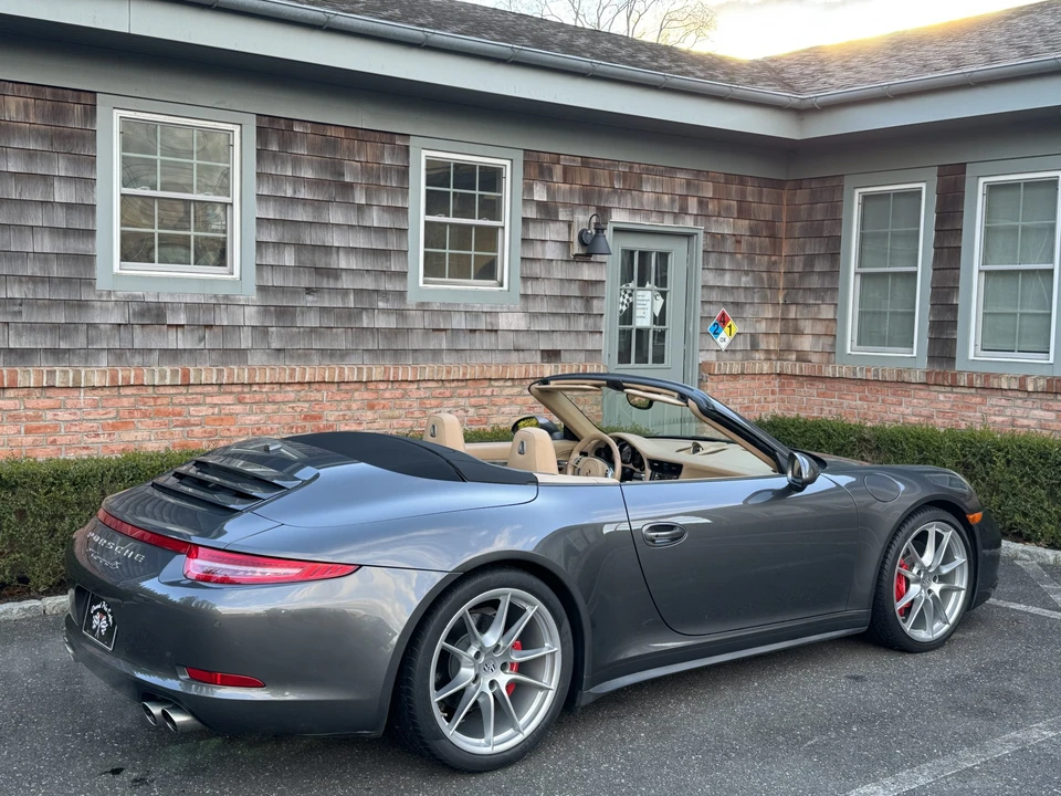 2014 Porsche 991 Carrera 4S - Image 9 of 31