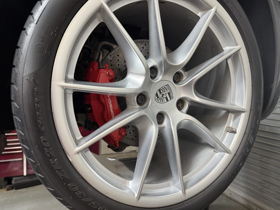 2014 Porsche 991 Carrera 4S - Image 25 of 31