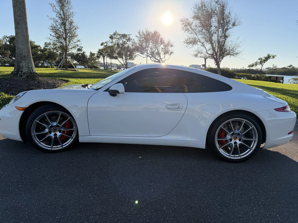 2014 Porsche 991 Carrera S - Image 8 of 31