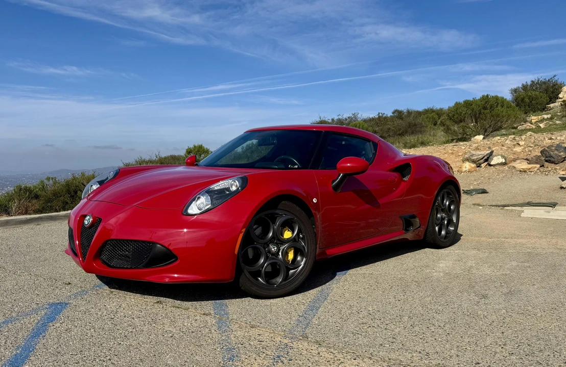 2015 Alfa Romeo 4C Coupe - Image 6 of 31