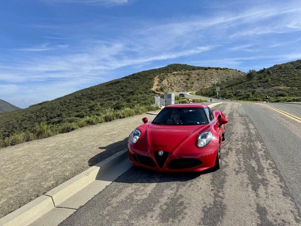 2015 Alfa Romeo 4C Coupe - Image 4 of 31