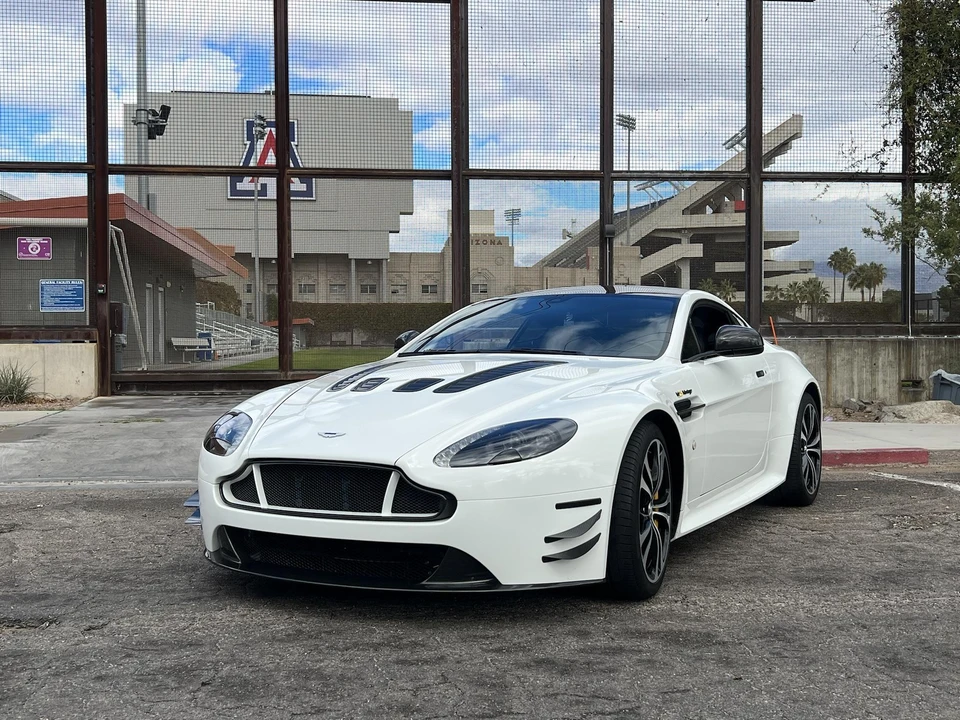 2015 Aston Martin V12 Vantage (2010-2018) - Image 22 of 31