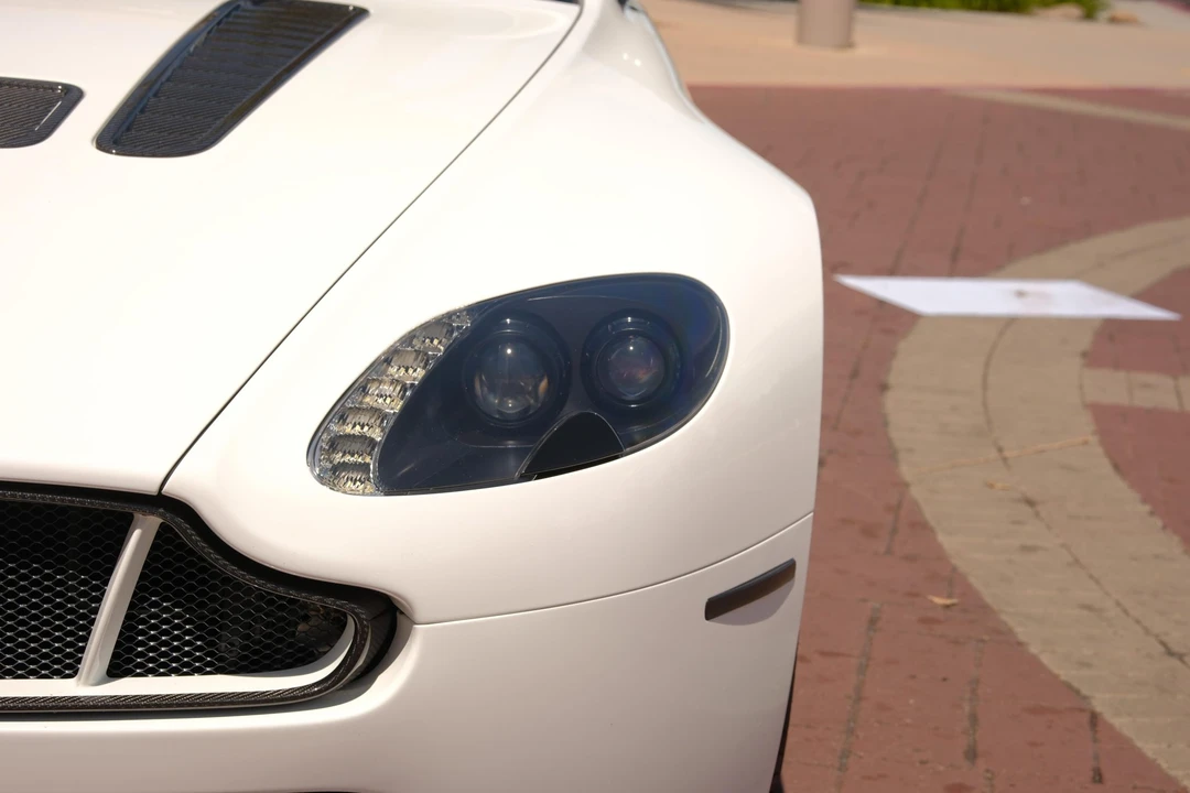 2015 Aston Martin V12 Vantage (2010-2018) - Image 29 of 31