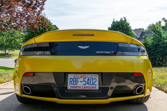 2015 Aston Martin V12 Vantage (2010-2018) - Image 4 of 31