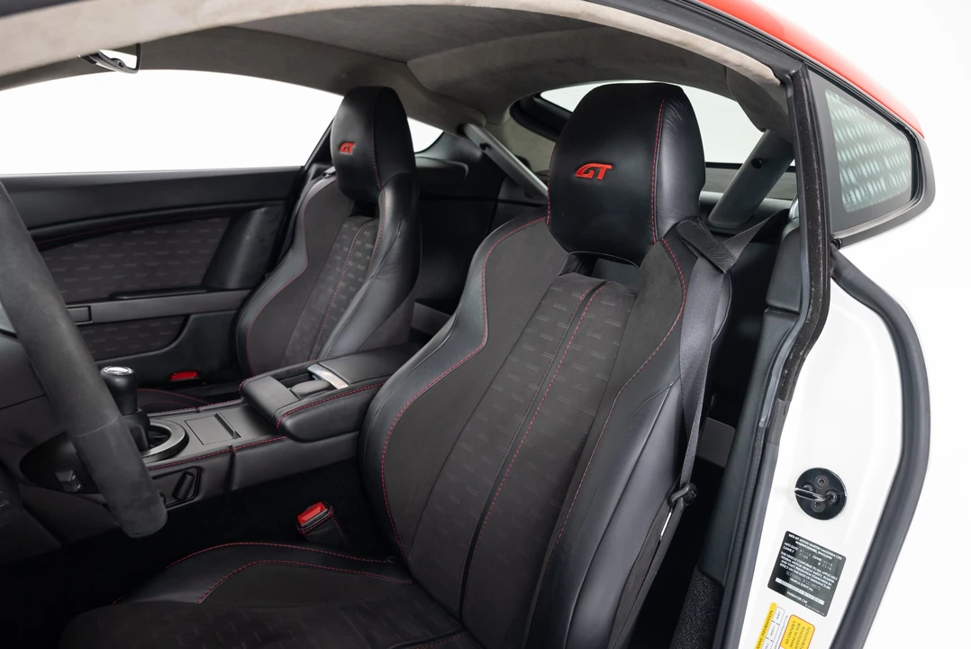 2015 Aston Martin V8 Vantage (2006-2017) - Image 20 of 31