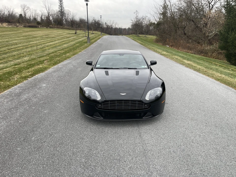 2015 Aston Martin V8 Vantage (2006-2017) - Image 15 of 31