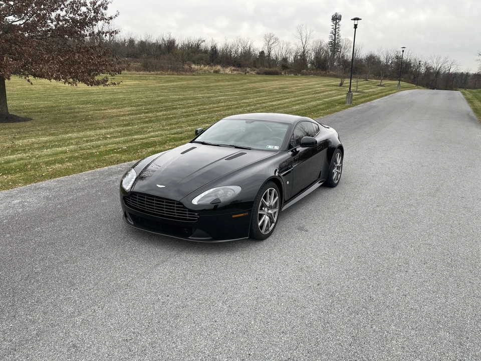 2015 Aston Martin V8 Vantage (2006-2017) - Image 10 of 31