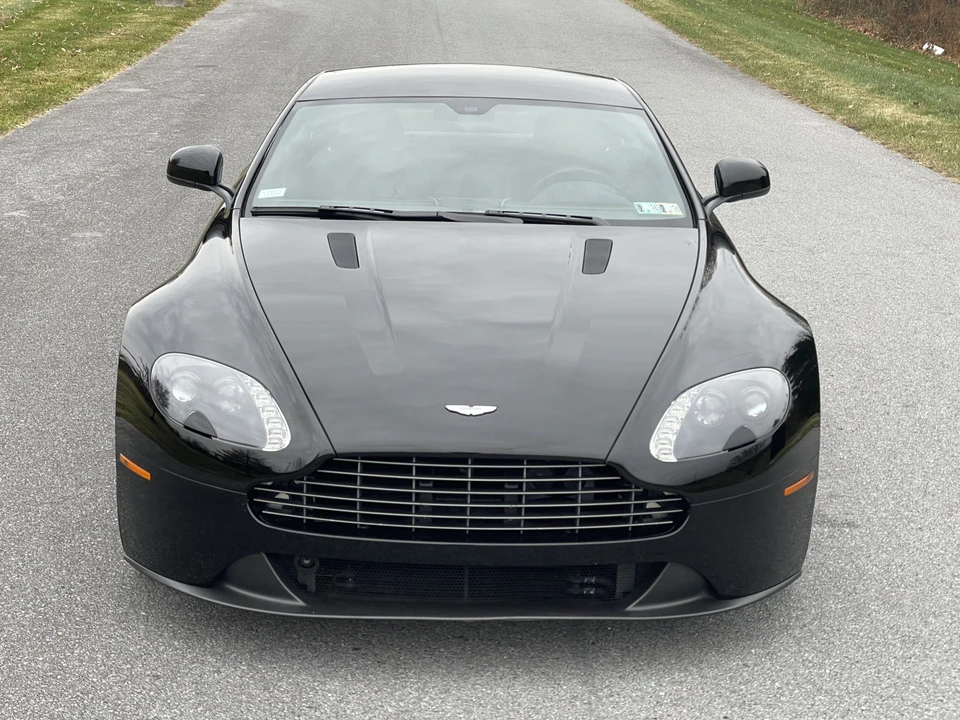 2015 Aston Martin V8 Vantage (2006-2017) - Image 17 of 31