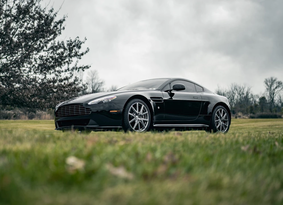 2015 Aston Martin V8 Vantage (2006-2017) - Image 2 of 31