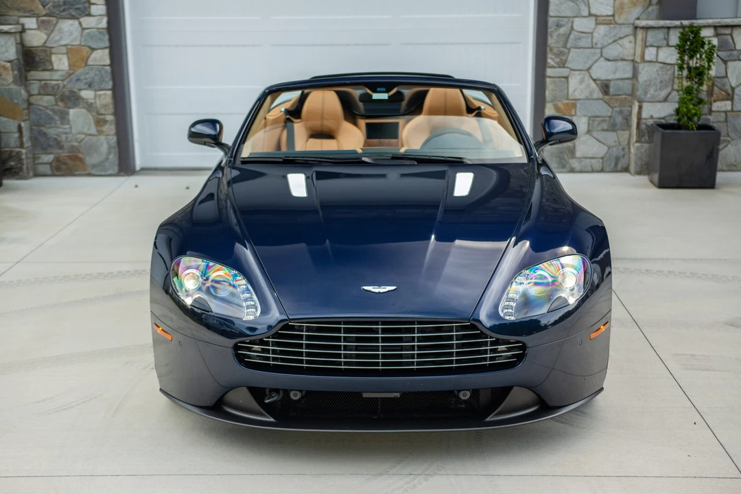 2015 Aston Martin V8 Vantage (2006-2017) - Image 3 of 31