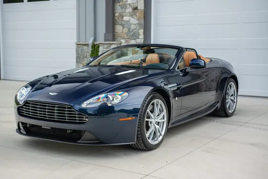 2015 Aston Martin V8 Vantage (2006-2017) - Image 2 of 31
