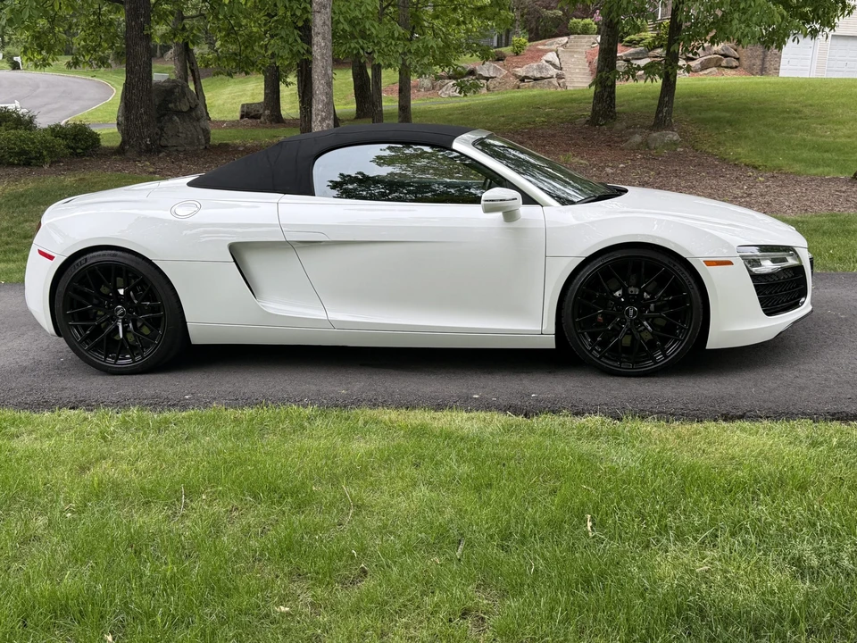 2015 Audi 42 R8 - Image 21 of 31