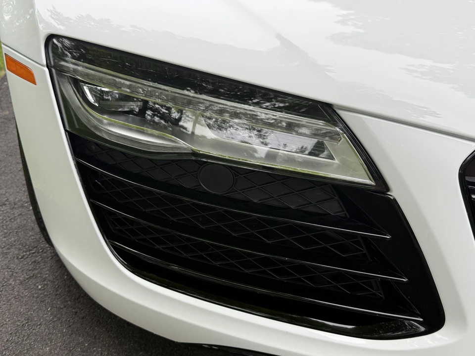 2015 Audi 42 R8 - Image 30 of 31