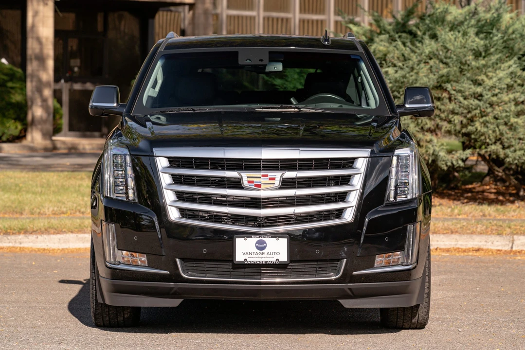 2015 Cadillac Escalade 4th Gen - Image 18 of 31