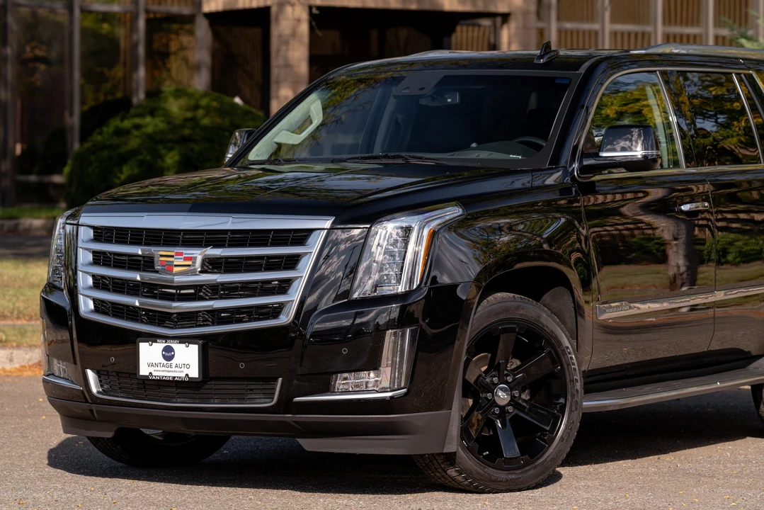 2015 Cadillac Escalade 4th Gen - Image 20 of 31