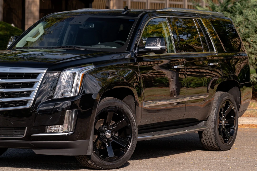 2015 Cadillac Escalade 4th Gen - Image 21 of 31