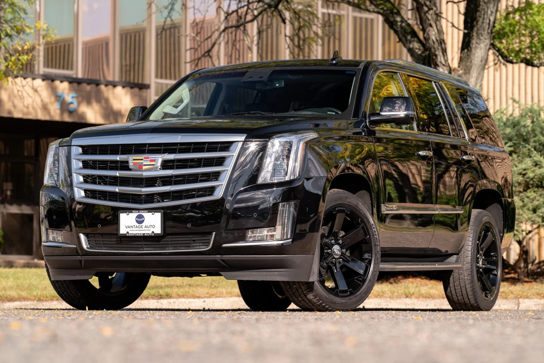 2015 Cadillac Escalade 4th Gen - Image 5 of 31