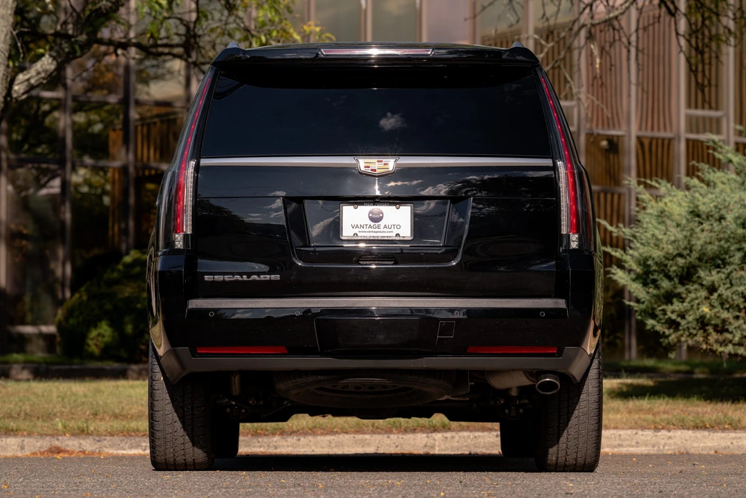 2015 Cadillac Escalade 4th Gen - Image 10 of 31