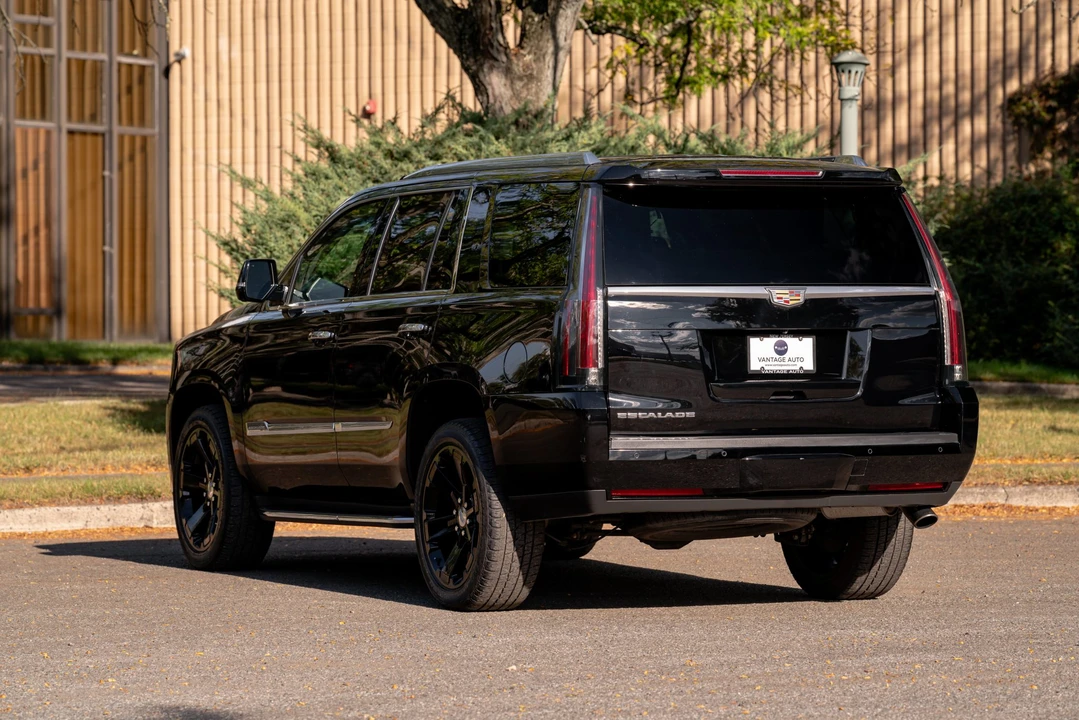 2015 Cadillac Escalade 4th Gen - Image 8 of 31