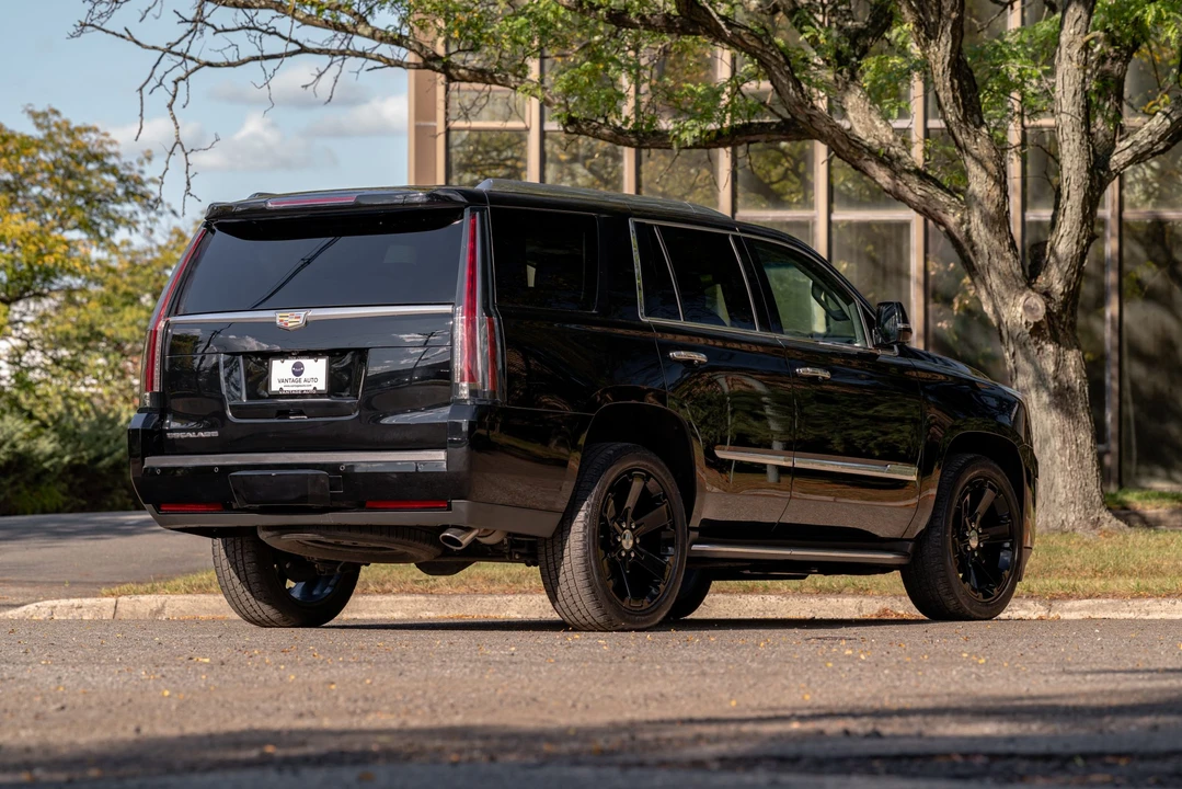 2015 Cadillac Escalade 4th Gen - Image 13 of 31