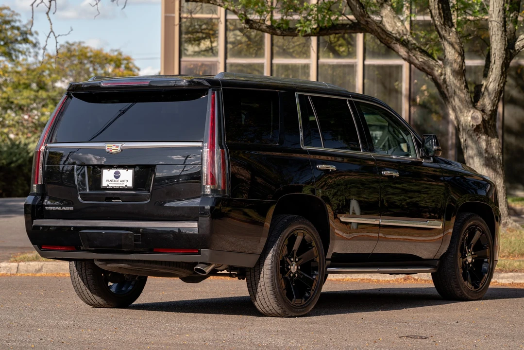 2015 Cadillac Escalade 4th Gen - Image 12 of 31