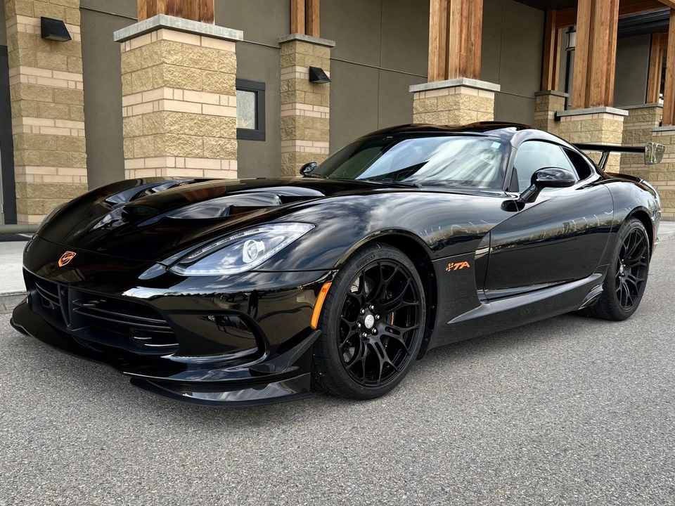 2015 Dodge Viper 5th Gen - Image 3 of 31