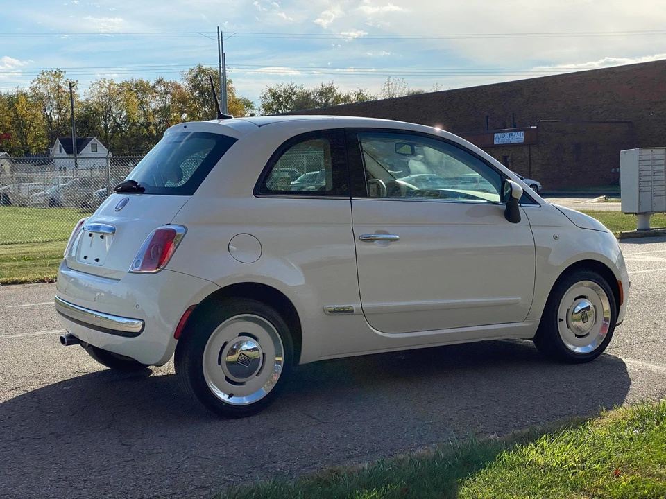 2015 Fiat 500 - Image 7 of 31