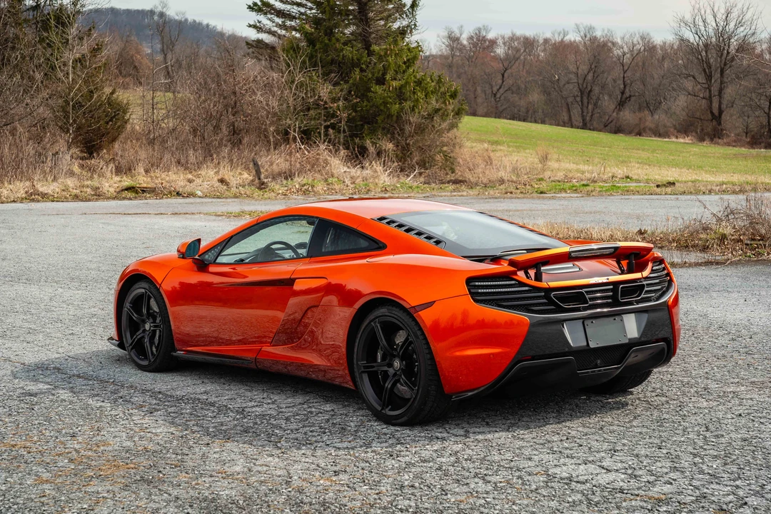 2015 McLaren 650S Coupe - Image 26 of 31