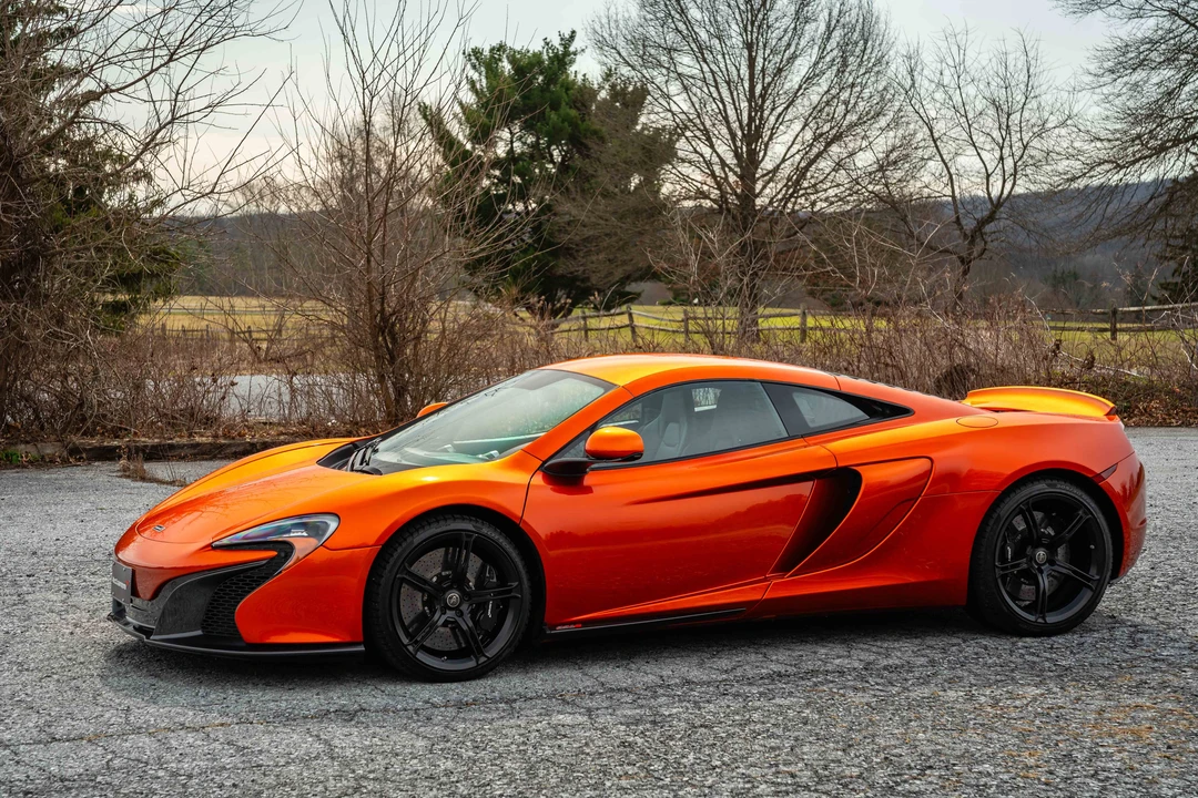 2015 McLaren 650S Coupe - Image 16 of 31